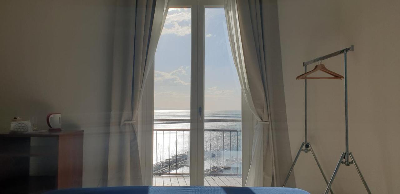 Casa sul mare Bed & Breakfast Salerno Exterior foto